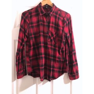 [FOREVER21] Red + Black Plaid Button-down Flannel